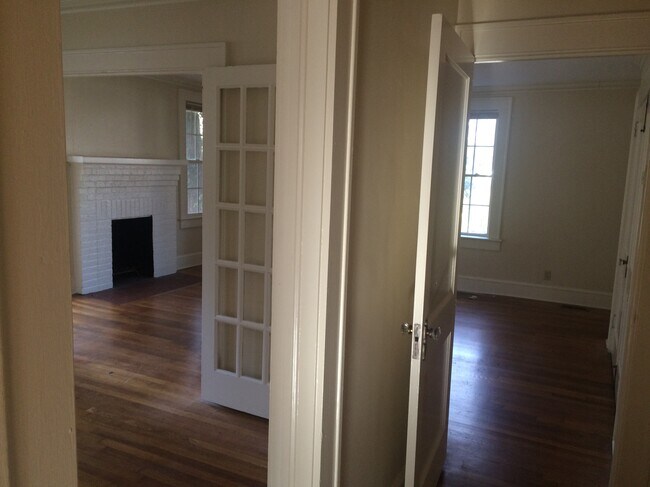100 Atwood St, Unit Apt 4 on 2nd floor in Greenville, SC - Building Photo - Building Photo