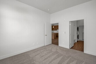 Renaissance Place in Bountiful, UT - Building Photo - Building Photo