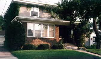 1209 Wisconsin St, Unit Laszewski Apartments in Stevens Point, WI - Building Photo