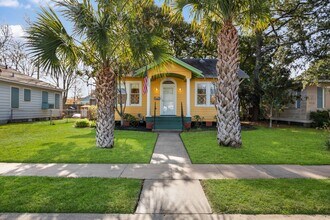 4823 Fannin Dr in Galveston, TX - Building Photo - Building Photo