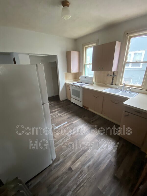 property at 261 College St SE