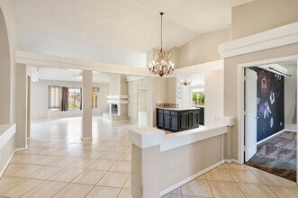 8995 Sidebrook Ct in Las Vegas, NV - Building Photo - Building Photo