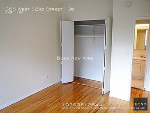 365 W 52nd St-Unit -3r in New York, NY - Building Photo - Building Photo