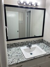 3922 Wickersham St in Corpus Christi, TX - Foto de edificio - Building Photo