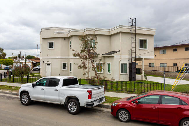 412 W Guinida Ln in Anaheim, CA - Building Photo - Building Photo