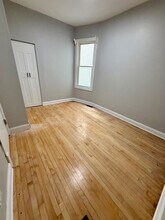 3714 W Cortland St, Unit 1 in Chicago, IL - Foto de edificio - Building Photo