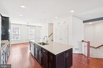 17258 Herring Gull Ln in Dumfries, VA - Building Photo - Building Photo