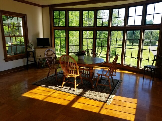 3241 Iroquois Rd, Unit 3241 Iroquois Road