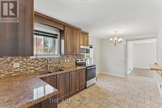 40 Butterworth Ave in Toronto, ON - Building Photo - Building Photo