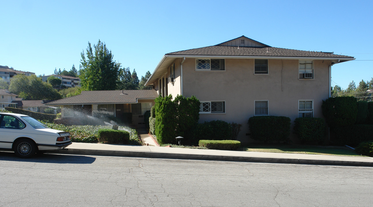 3623 Stancrest Dr in Glendale, CA - Foto de edificio