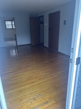 74 S Washington St-Unit -5 in Norton, MA - Foto de edificio - Building Photo