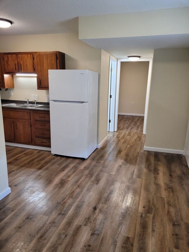 property at 1 Gum St