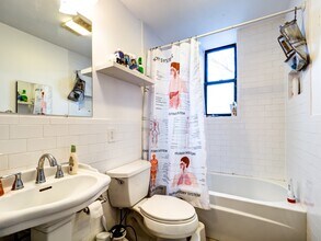263 10th St in Jersey City, NJ - Building Photo - Building Photo