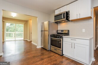 108 Burch Rd in Woodstock, GA - Building Photo - Building Photo