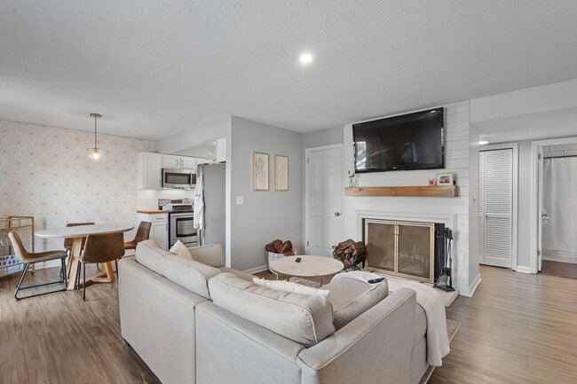 property at 5841 Brentwood Trce