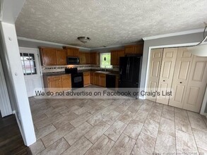 6824 Pin Oak Ln in Fayetteville, NC - Building Photo - Building Photo