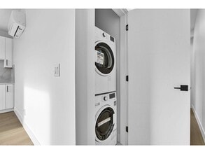 167xx-1616A 16a Ave in Surrey, BC - Building Photo - Building Photo