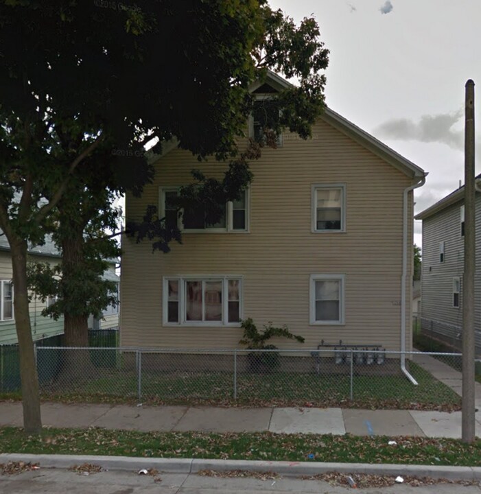 3266 N 3rd St in Milwaukee, WI - Building Photo