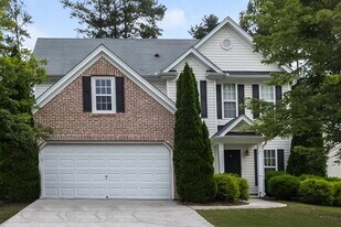 145 Alessie Dr in Newnan, GA - Building Photo