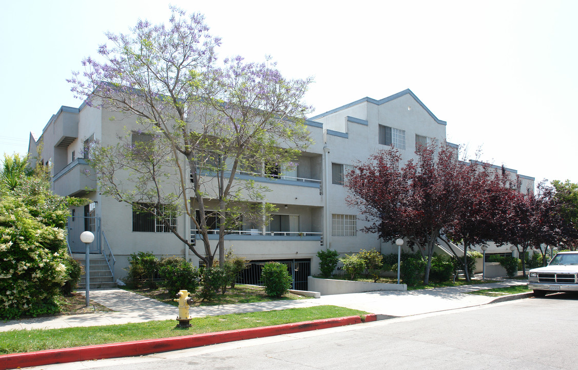 560 W Dryden st., glendale, ca.91202 in Glendale, CA - Foto de edificio