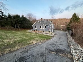 417 Saw Mill River Rd in Millwood, NY - Building Photo - Building Photo