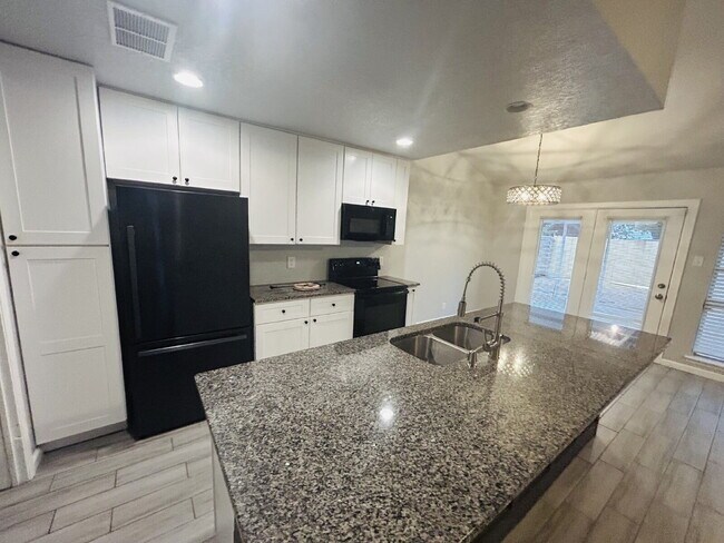 8726 Kents Dale in San Antonio, TX - Building Photo - Building Photo