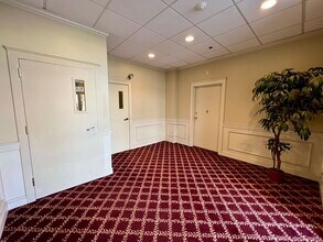 6 S Washington St-Unit -201 in North Attleborough, MA - Building Photo - Building Photo