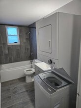 1219 Ruddell Rd, Unit 1219 in Vinton, VA - Building Photo - Building Photo