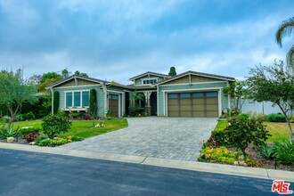 9 Casaba Rd in Palos Verdes Estates, CA - Building Photo - Building Photo