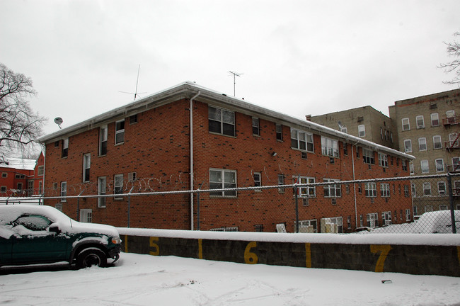 14-22 Treadwell St in Newark, NJ - Foto de edificio - Building Photo