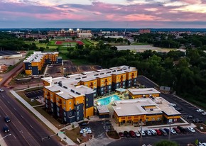 Quarters Stillwater Apartments