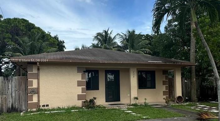 728 SW 16th Ave in Fort Lauderdale, FL - Building Photo