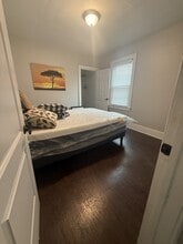 221 E Bennett St in Ferndale, MI - Building Photo - Building Photo