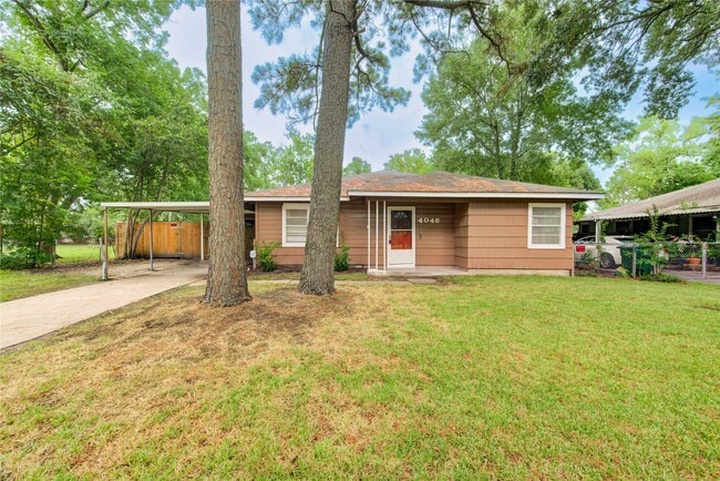 4046 Woodfin St in Houston, TX - Building Photo - Building Photo