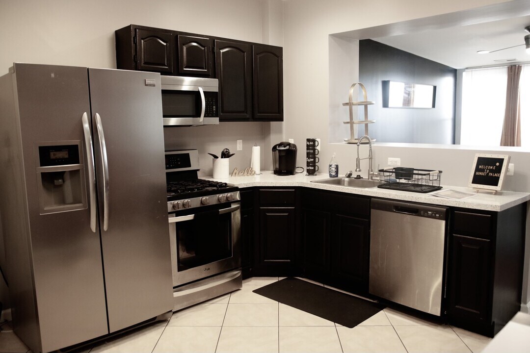 946 Brooks Ln, Unit 3 Photo