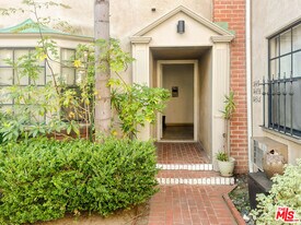 1449 N Alta Vista Blvd in Los Angeles, CA - Building Photo