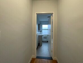 230 Farmington Ave in Hartford, CT - Building Photo - Building Photo