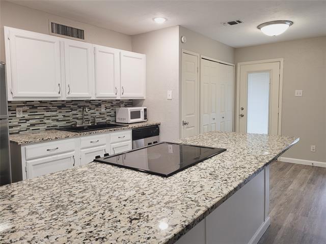 560 Northridge Dr in Allen, TX - Building Photo