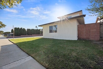 13205 Casimir Ave in Gardena, CA - Building Photo - Building Photo