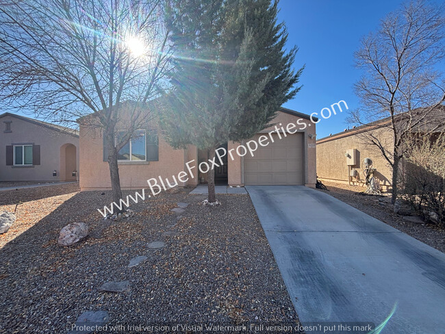 5222 E Desert Straw Ln in Tucson, AZ - Building Photo - Building Photo