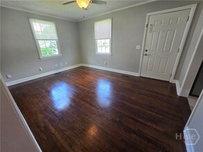 309 E 58th St in Savannah, GA - Building Photo - Building Photo