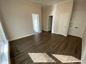 200 N Main St, Unit 200 N. Main in Mitchell, SD - Foto de edificio - Building Photo