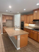 2901 Escalon Pl in Modesto, CA - Building Photo - Building Photo