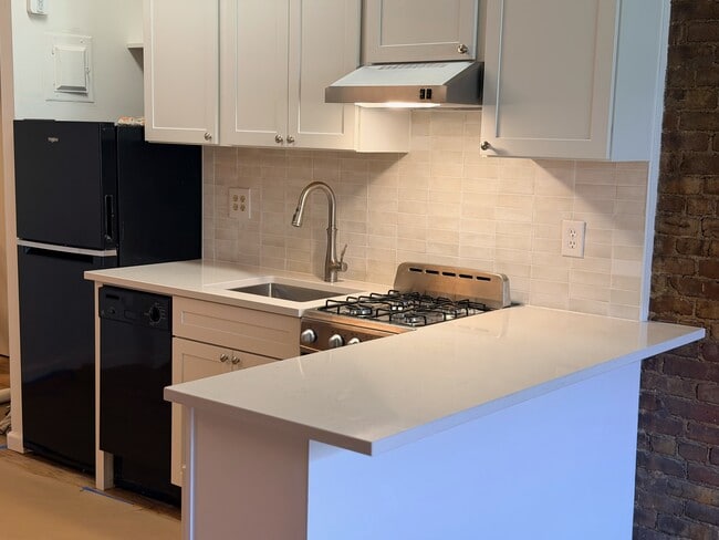 78 W 85th St, Unit 5E in New York, NY - Foto de edificio - Building Photo