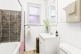 1236 E 12th in Denver, CO - Building Photo - Building Photo
