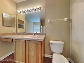 2467 Eisner Dr in Jacksonville, FL - Building Photo - Building Photo
