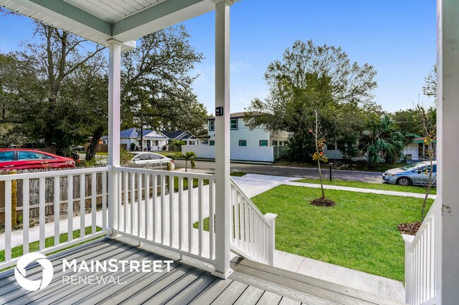 4665 Queensboro Ave S in St. Petersburg, FL - Building Photo - Building Photo