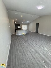 10 Spruce Pl in Ocala, FL - Foto de edificio - Building Photo