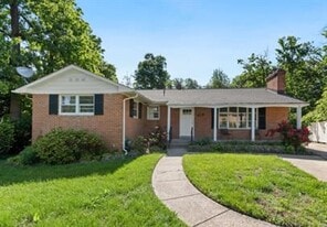 3519 Duke St in College Park, MD - Building Photo