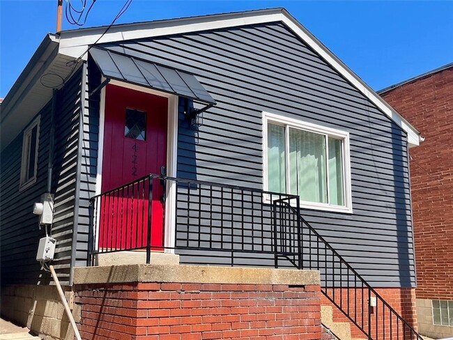 property at 422 Avery St